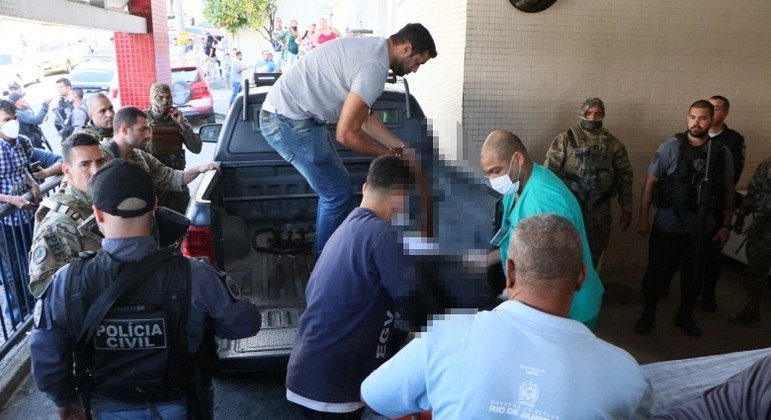 Feridos foram levados para hospital após operação do Bope na Vila Cruzeiro