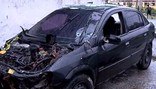 No Rio de Janeiro, carro capota, invade posto de gasolina e mata jovem (Record TV)