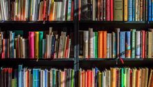 Editora da Unicamp lança campanha e vai doar 65 mil livros