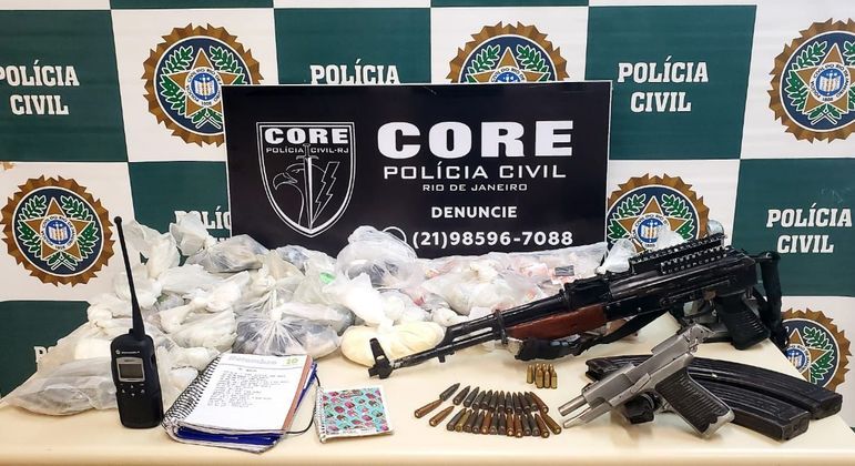 Fuzil AK-47 foi apreendido durante ação da Core na comunidade do Turano