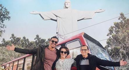 Pais de Felipe vieram do Ceará visitar o filho