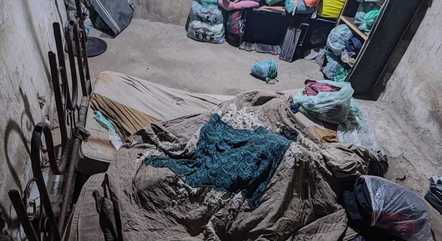 Local onde família era mantida em cárcere