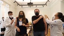 Paes recebe 2° dose da vacina; filha de 15 anos é vacinada com 1° dose