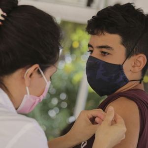 Rio mantém vacinação de adolescentes 
