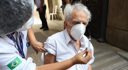 MG deve receber mais 4 milhões de doses