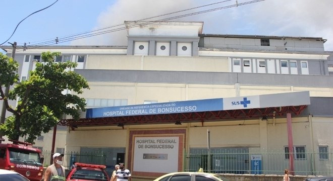 Governo federal confirma 3ª morte em incênio no hospital de Bonsucesso (RJ)