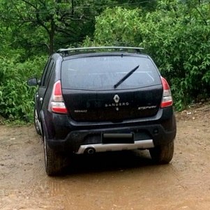 Carro foi achado no morro do Turano
