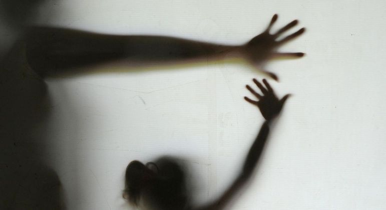 ONG estimula debate nas escolas sobre violência contra a mulher – Notícias