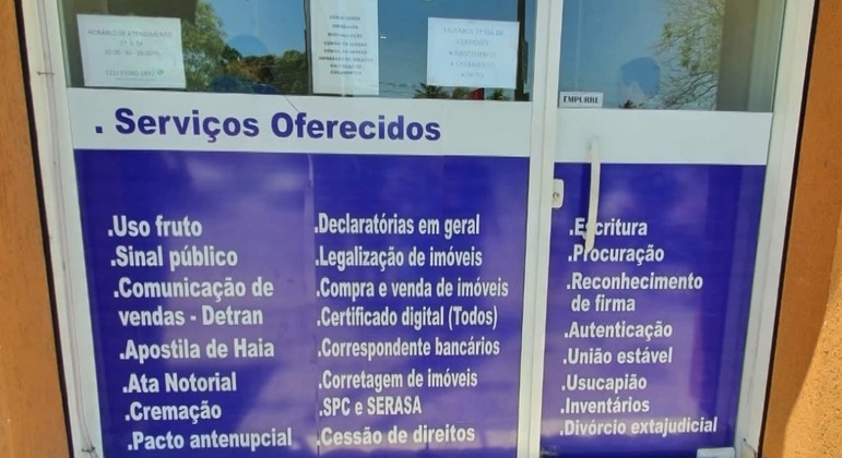 Falso cartório informava no letreiro que fornecia soluções e facilidades