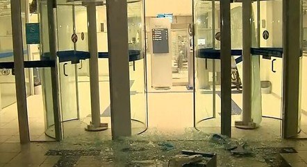 Dupla tentou assaltar uma agência bancária 