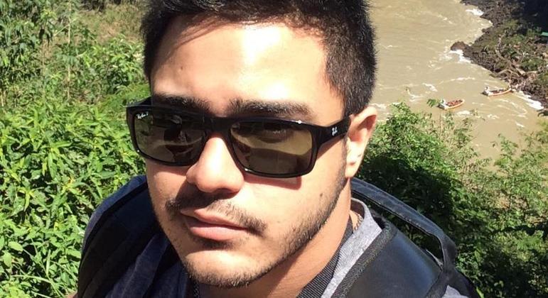 Igor Rodrigues morreu após cair de pedra na praia da Joatinga