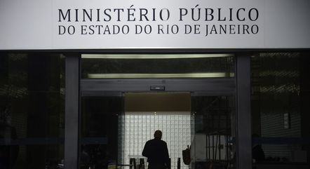 MP-RJ denuncia pais e tio por abuso sexual de adolescente - Notícias - R7 Rio de Janeiro