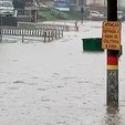 Prefeitura aciona sirenes após chuva forte atingir Petrópolis (RJ) (Record TV)