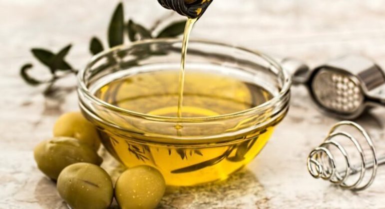 Ração de cachorro: como é feita e quais ingredientes são utilizados?
