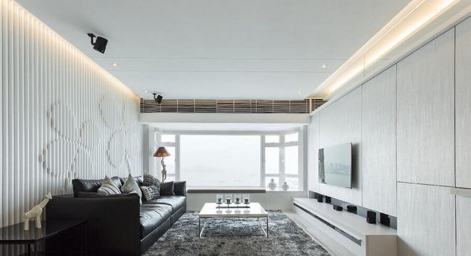 rack com painel para sala branca e cinza decorada com revestimento 3d