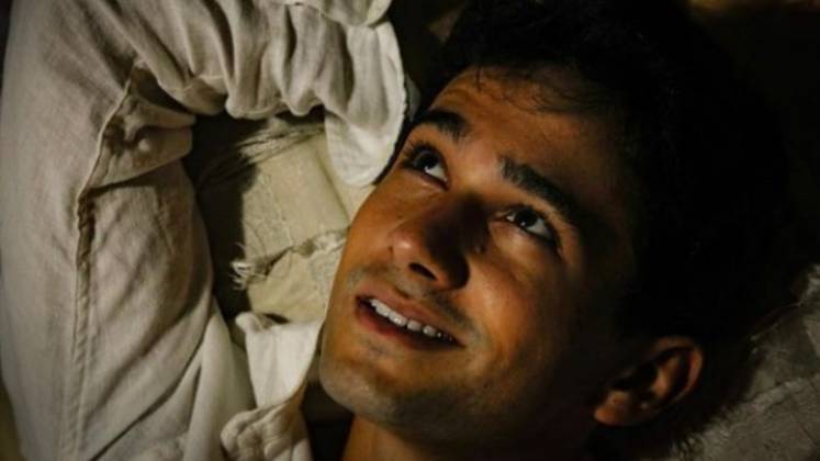 Rafael Gevú vai encarar um papel desafiador em Reis. Com apenas 22 anos, o ator é experiente e um dos grandes destaques da sua geração. Em 2017, ele deu vida ao protagonista Asher durante a primeira fase de O Rico e Lázaro. No ano seguinte, deu vida a João Zebedeu, um dos doze apóstolos na superprodução Jesus. Em 2021, Gevú viveu o polêmico príncipe de Ur, Dnin-Sim, em Gênesis