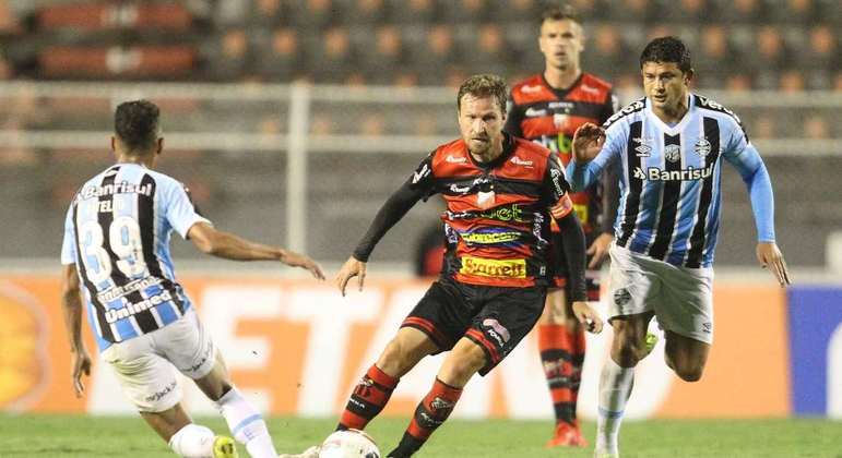 Rafael Pereira em ação pelo Ituano