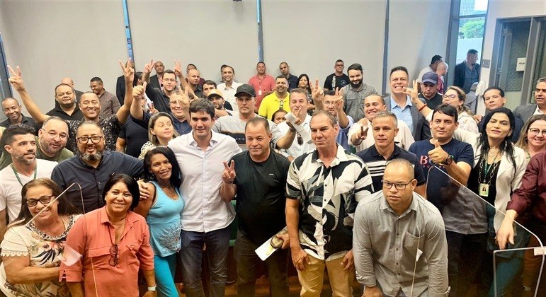 Rafael Prudente (MDB) com apoiadores