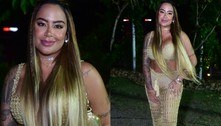 Rafaella Santos, irmã de Neymar, arrasa com look estilo sereia, transparente e dourado, no Ceará