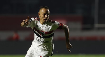 Rafinha lamenta derrota e explica os desafios do São Paulo: 'Não é