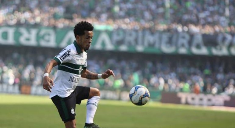 Rafinha (Meia-atacante - Coritiba): Seis assistências na Série B.