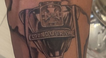 Tatuagem da Copa do Brasil feita por Rafinha