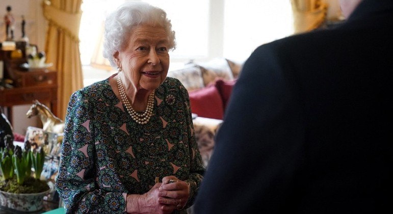Elizabeth, de 95 anos, completou 70 anos de reinado em fevereiro