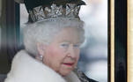 Rainha Elizabeth 2ª completa 96 anosEm 21 de abril, a rainha Elizabeth 2ª completou 96 anos, deste os quais dedicou 70 anos ao comando da monarquia do Reino Unido. No entanto, a monarca não teve uma festa à altura do cargo no dia do aniversário, pois a data sempre era comemorada em junho, no Trooping the Colour, uma parada na qual a soberana britânica desfilava ao lado da infantaria do país