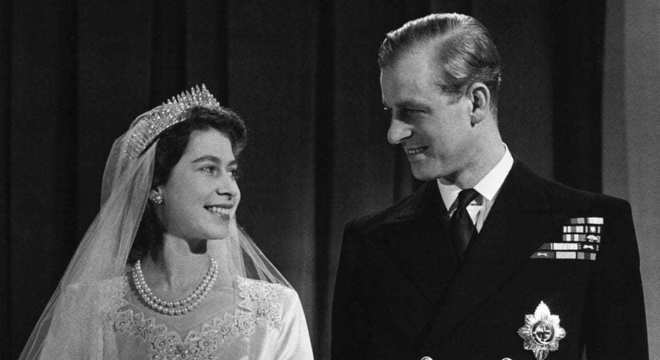 Rainha Elizabeth, quem é? Biografia, casamento e o reinado britânico