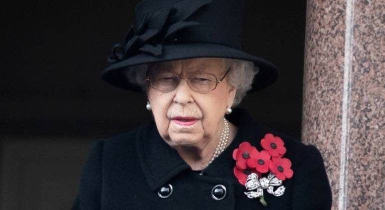 A Rainha Elizabeth 2ª da Grã-Bretanha participa do Serviço Nacional de Memória, em Londres
