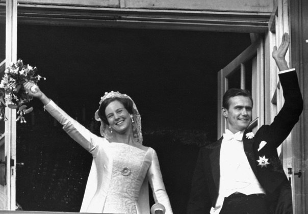 Casou-se em junho de 1967 com Henri, que se tornou príncipe consorte. Eles tiveram dois filhos: Frederik e Joachim