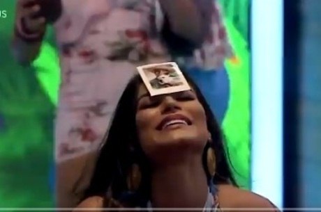 Raissa dançou com foto de Lucas na festa