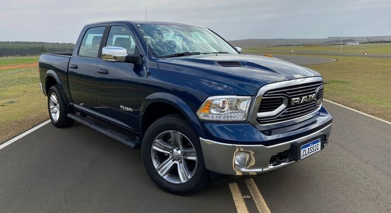 Ram também lançou a Classic no Brasil, onde concorre com a Toyota Hilux