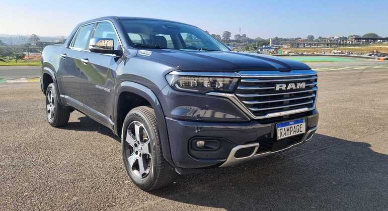 Ram inicia vendas da pick-up Rampage: R7 andou na pista e na lama ...