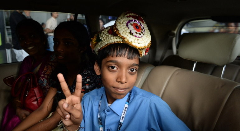 Indiano de 16 anos se torna o mais jovem a vencer campeão mundial