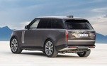 Messi possui também um dos modelos mais luxuosos da marca inglesa Land Rover, que é o Range Rover Vogue. Entre as funções oferecidas pelo veículo está uma assistência para estacionar de 360 graus. O automóvel pode ser encontrado por R$ 492 mil