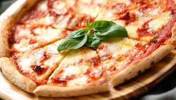 Três pizzarias paulistanas ficam entre as 100 melhores do mundo (Racool_studio/Freepik)