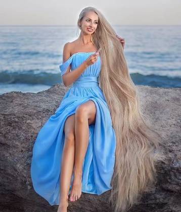 A ucraniana Alana Kravchenko, de 35 anos, não corta seu cabelo, de quase dois metros de comprimento, há 30 anos. Ela revelou ao jornal Daily Mail qual o segredo para manter os fios longos e saudáveis por tanto tempo