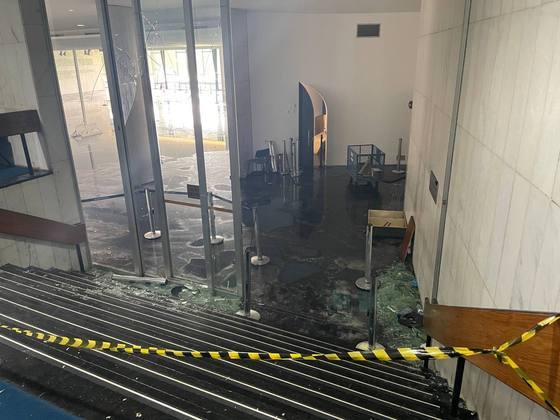 Manifestantes invadiram, neste domingo (8), o Palácio do Planalto, Congresso Nacional e STF