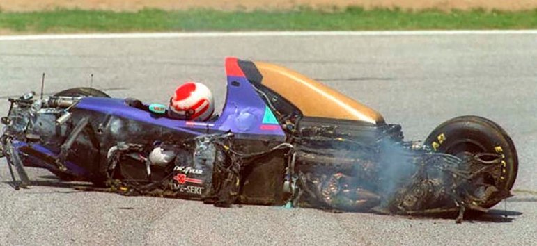 Ratzenberger morreu durante as qualificações para o Prêmio de San Marino. O austríaco, que corria pela escuderia Simtek-Ford, tinha 31 anos. 