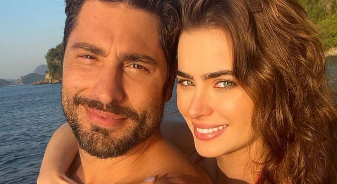 Rayanne se declarou para Victor na web: 'Meu exatraodinário'