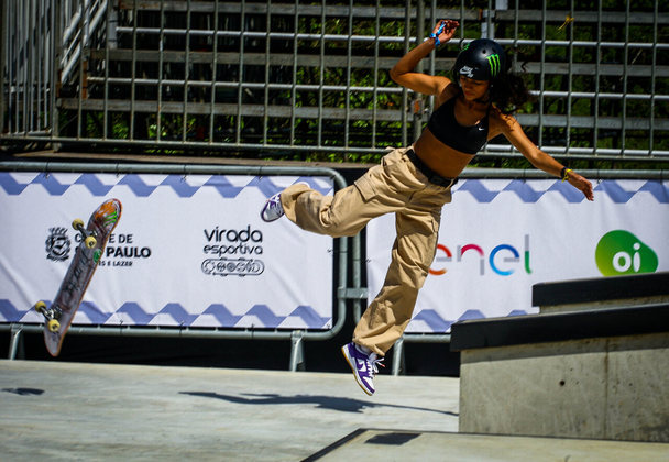 Rayssa LealModalidade: skate streetAos 15 anos, Rayssa vai disputar seus primeiros jogos Pan-Americanos. Apesar da pouca idade, a 'fadinha' é o principal nome do skate brasileiro