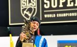 Rayssa LealA Fadinha do Skate venceu todas as etapas do mundial da Street League Skateboarding (SLS) e se tornou campeã da categoria. Nas redes sociais, ela publicou uma foto com o troféu e escreveu: 'No topo do mundo'