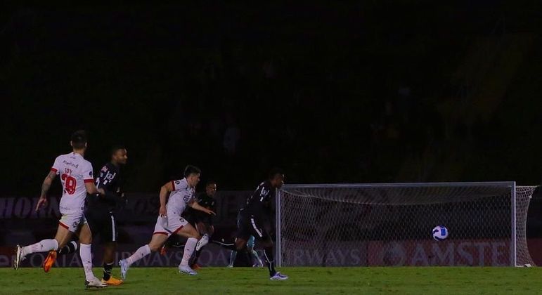 RB Bragantino foi superado, em casa, pelo Estudiantes