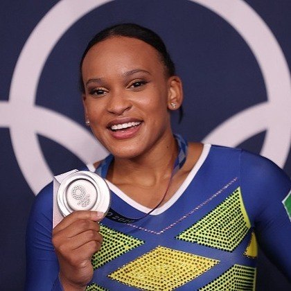 Dona de conquistas inéditas para a ginástica brasileira, Rebeca Andrade foi parabenizada pelo Rei pelas conquistas na Olimpíada de Tóquio. 