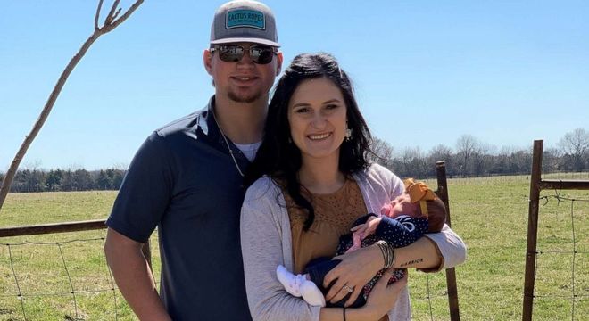 recem nascida violao pai