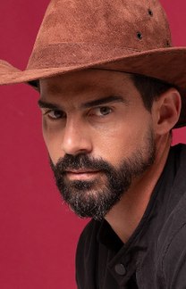 'Um fazendeiro sem fazenda', brinca Radamés em postagem na web (Reprodução/Instagram)