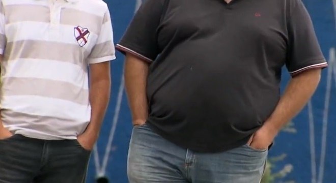 Gordura visceral, a "barriga de chope",  é fator de risco para gordura no fígado