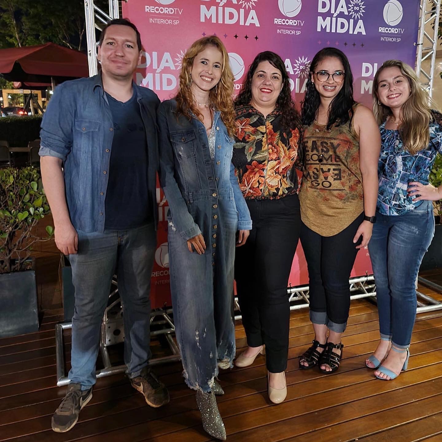 Natal e aniversário: decoração e shows nas festas de Sertãozinho - RecordTV  Interior SP - R7 SP Record