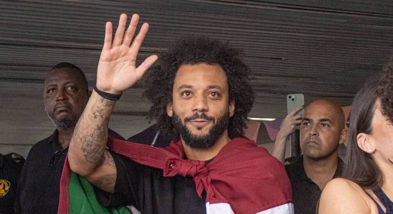 Reforço do Fluminense, Marcelo desembarca no Brasil